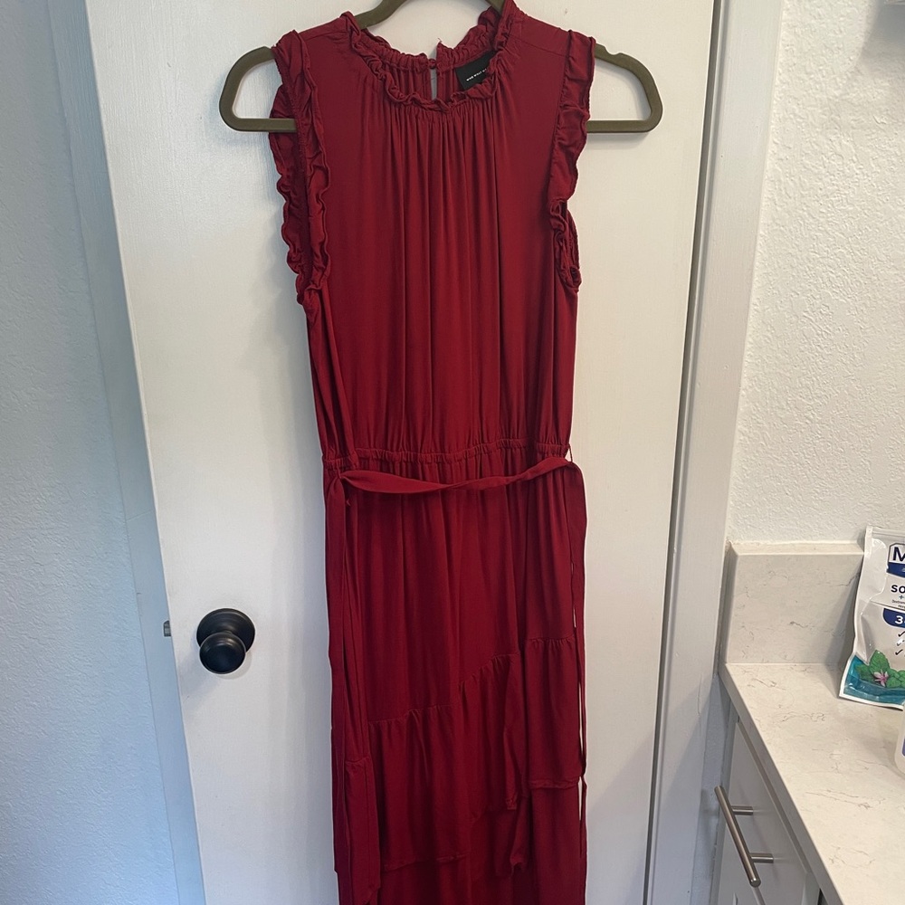 Elegant Red Sleeveless Dress